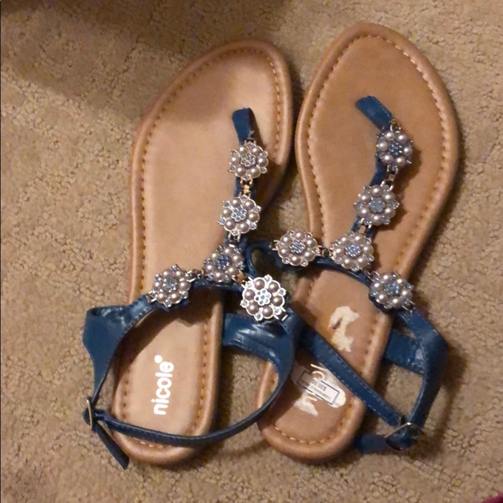 Size 8 blue beaded sandals